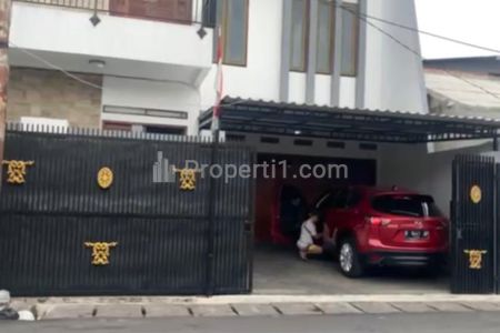 Jual Rumah Bagus dan Siap Huni di Tebet, Manggarai Selatan, Jakarta Selatan