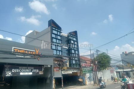 Jual Gedung Mewah dan Strategis di Utan Kayu Raya, Matraman, Jakarta Timur