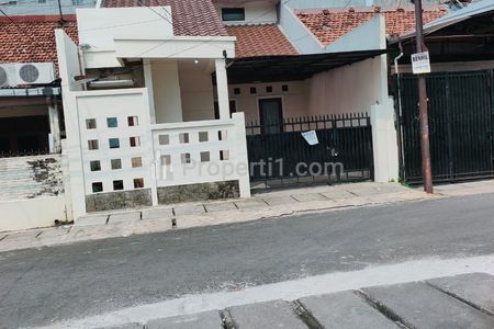 Jual Rumah Siap Huni di Danau Mahalona, Bendungan Hilir, Tanah Abang, Jakarta Pusat