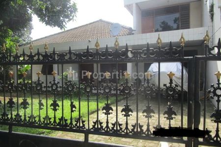 Jual Rumah Tua dan Luas di Petukangan Utara, Pesanggrahan, Jakarta Selatan