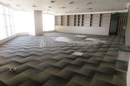 Disewakan OFFICE APL - Podomoro City Kondisi Fitted Ukuran 257 m2 di Jakarta Barat