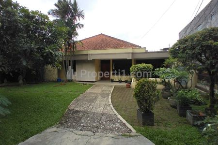 Dijual Rumah Luas Lokasi Strategis Bisa Dijadikan Usaha & Kostan di Buah Batu Bandung