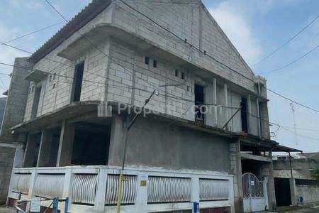 Dijual Rumah Kost (Rukos) di Jalan Papa-papa Suhat Malang, Free Furniture