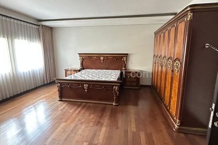 Jual Rumah Full Furnished di  Maple Town House Jl. Gunung Batu Pasteur Kota Bandung