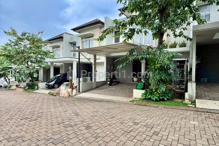 Jual Rumah di Serenia Hills, Lebak Bulus, Jakarta Selatan - 3+1 Kamar Tidur, Semi Furnished, Carpot 2 Mobil