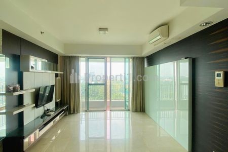 Dijual Murah Apartemen 2 BR Semi Furnished Luas 110m2, di Kemang Village Residence Jakarta Selatan