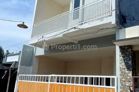 Jual Rumah Kost Exclusive Full Penghuni di Tegalgondo Karangploso Malang