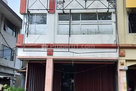 Disewakan Ruko 3 Lantai di Villa Melati Mas Serpong