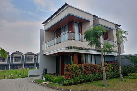 Jual Rumah Mewah di Dalam Komplek Ciganitri Bandung, Dekat Universitas Telkom