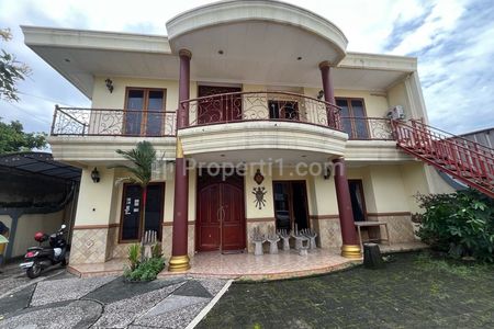 Dijual Rumah Second 2 Lantai Besar dan Luas di Pitara Depok