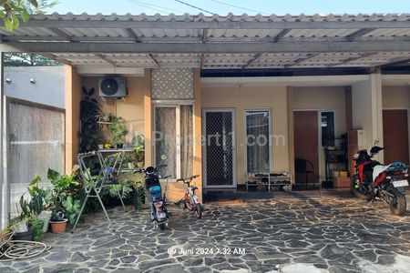 Dijual Rumah Second Hook dalam Cluster di Villa Rizki Ilhami Depok