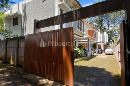 Dijual Rumah Nyaman Full Furnished Dekat Kawasan Wisata Lembang Bandung