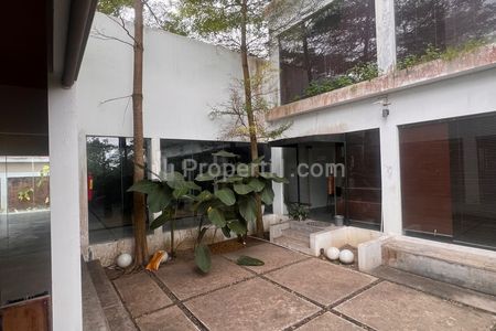 Jual Tempat Usaha Kafe 3 Lantai di Daerah Jl Damai Sinduadi Ngaglik Sleman Yogyakarta