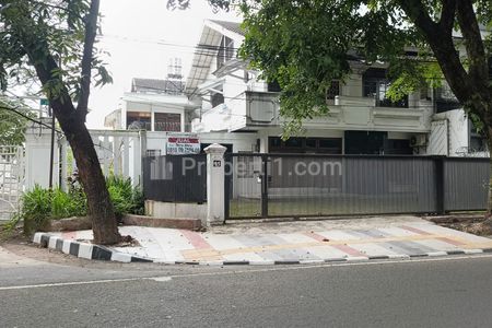 Jual Rumah Mewah di Lenkong, Bandung