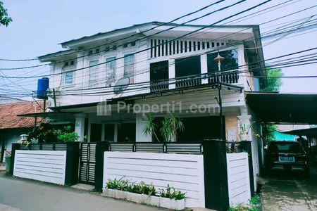 Dijual Rumah 6 Kamar Tidur di Serua, Ciputat, Tangerang Selatan