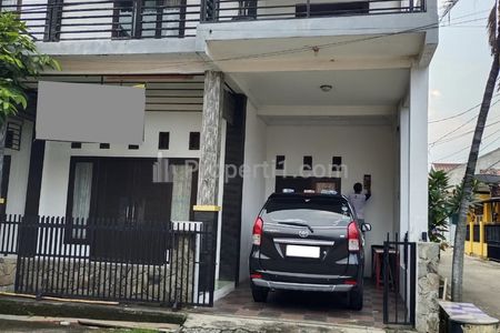 Dijual 2 Rumah Jadi 1 Hook Terawat di Perumahan Rawa Mas Indah Cikampek Karawang