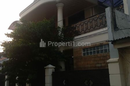 Jual Rumah 2 Lantai Siap Huni, Bebas Banjir, Keamanan Pakai CCTV 24 Jam, Lokasi Strategis di Pondok Gede Bekasi Dekat Daerah Komersial dan 7 Pintu Tol