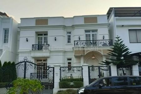 Jual Rumah Modern American Classic Style di Raya Taman Golf, Cipondoh, Tangerang