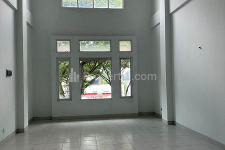 Jual Ruko 3 Lantai Strategis di Ruko Tol Boulevard, BSD, Serpong, Tangerang Selatan
