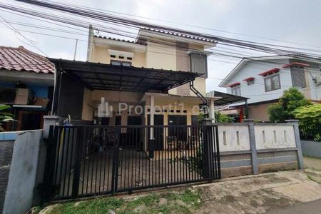 Dijual Rumah Second Strategis di Kukusan Depok