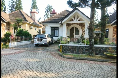 VILLA DIJUAL KOTABUNGA CLUSTER DEKAT JALAN RAYA