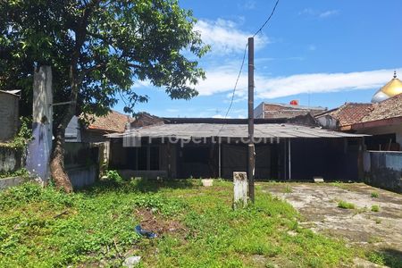 Jual Murah Pisan Rumah di Gatot Subroto Bandung, Dekat TSM