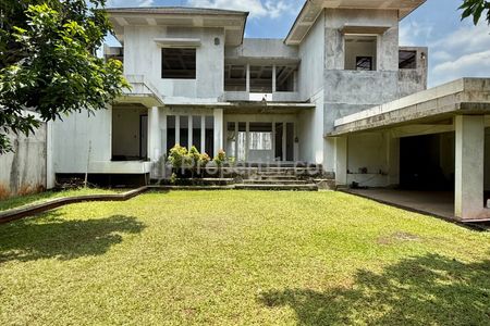 Jual Tanah di Margasatwa, Cilandak, Jakarta Selatan - Sudah Ada Bangunan - Luas Tanah 1850m2, Ada Kolam Renang & Hadap Barat