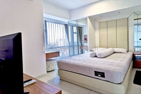 Disewakan Apartemen Lariz Mansion - Unit Siap Huni  2+1 BR Furnished