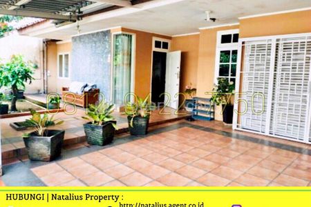 Dijual Rumah Komplek di Tebet, Jakarta Selatan - Lokasi Strategis Nyaman Jalan 2 Mobil