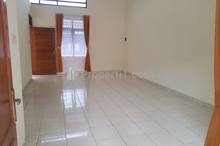 Disewakan Rumah Dalam Komplek di Antapani Bandung