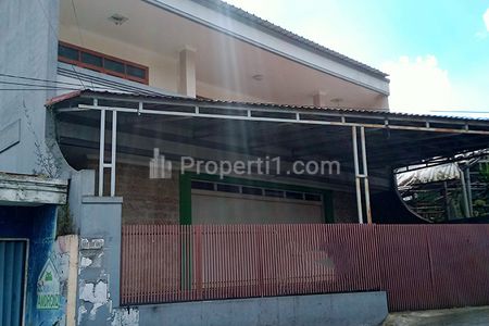 Jual Ruko 2 Lantai SHM Super Strategis untuk Toko Grosir Bahan Pokok atau Kebutuhan Pertanian dan Perkebunan di Jalan Sersan Bajuri Bandung