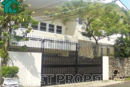 Disewakan Rumah di Area Kebayoran Baru Jakarta Selatan SSP652