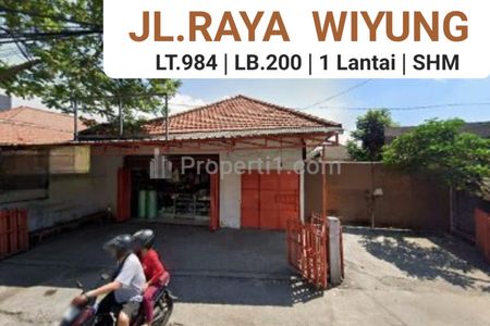 Dijual Tanah 984 m2 + Bangunan Komersial Jalan Raya Wiyung - Nol Jalan Raya Surabaya Barat Dekat Taman Pondok Indah, Akses Tol Gunungsari - Surat SHM