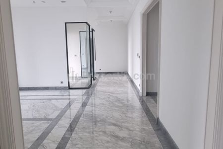 Disewakan Apartemen The Langham Residences SCBD Jakarta Selatan – 3 BR Semi Furnished