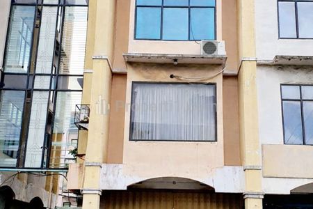 Disewakan Ruko Cocok untuk Usaha di Bunguran, Surabaya