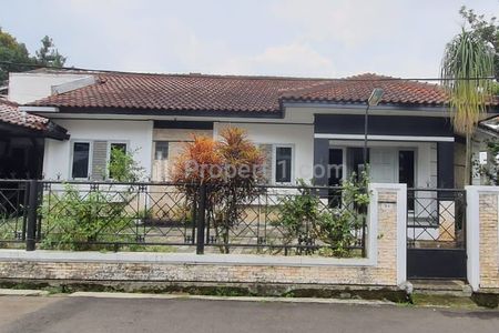 Jual Rumah Tanah Luas di Cikutra Pahlawan Kota Bandung