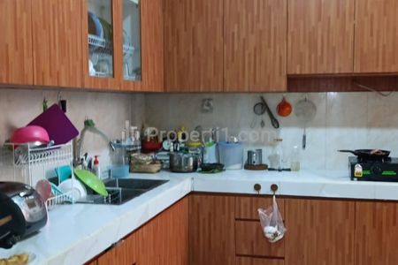 Disewakan Rumah Taman Alfa Indah Luas Tanah 126 m2, Jakarta Barat
