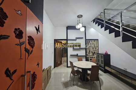 Disewakan Rumah Siap Huni di Komplek Krakatau Anggrek Jalan Pembangunan II - Medan