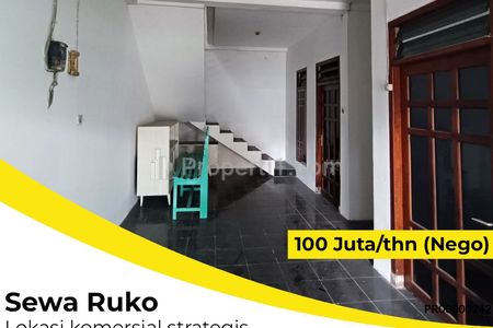 Disewakan Ruko Raya Diponegoro, Sidoarjo Lokasi Komersial Strategis di Pusat Kota Cocok untuk Kantor, Klinik, Jasa, dll