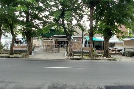 Disewakan Rumah Hitung Tanah di Cawang Jakarta Timur