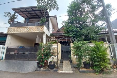 Dijual Rumah 2 Lantai Premium Dalam Komplek Cinere Depok 