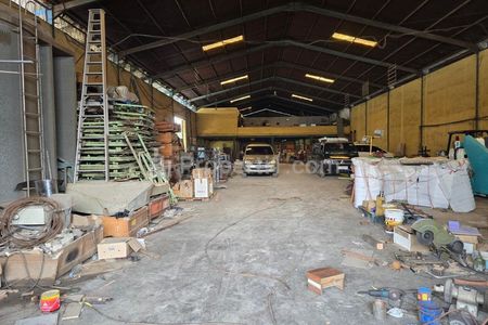 Dijual Gudang di Surimulia Surabaya
