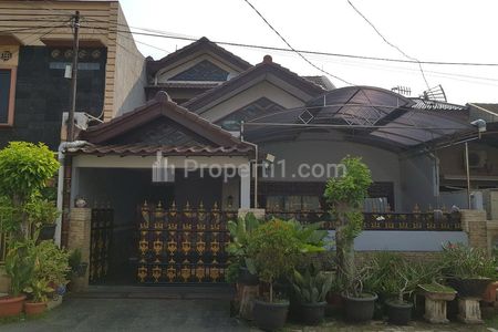 Dijual Rumah Second Terawat di Depok 2 Tengah