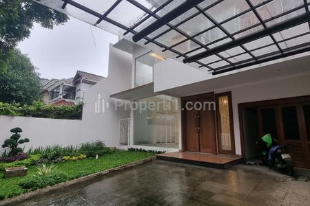 Disewakan Rumah Luas 500m2, 3 BR +1 di Lokasi Premium Kebayoran Baru Jakarta Selatan