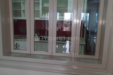 For Rent Apartment Golfhill Terraces Pondok Indah - 3+1 BR, Nice, Open Kitchen, Ready to Move In