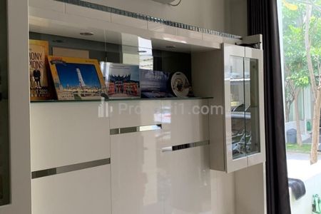 Disewakan Rumah Modern Minimalis Siap Huni di The Greenlake Citraland Surabaya