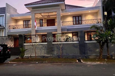 Disewakan Rumah Dua Lantai Brand New House di Pondok Indah, Jakarta Selatan
