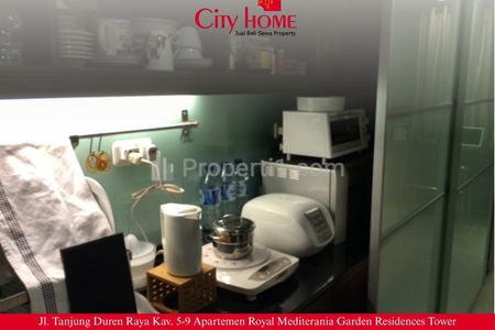 For Rent Apartment Royal Mediterania Garden Residences - Studio Full Furnished