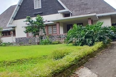 Jual Rumah HERITAGE BELANDA di Ciumbuleuit Dekat DAGO Bandung Utara