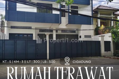 Dijual Rumah Terawat Siap Huni di Cigadung Bandung